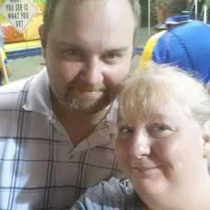 Meet your Posher, Troy